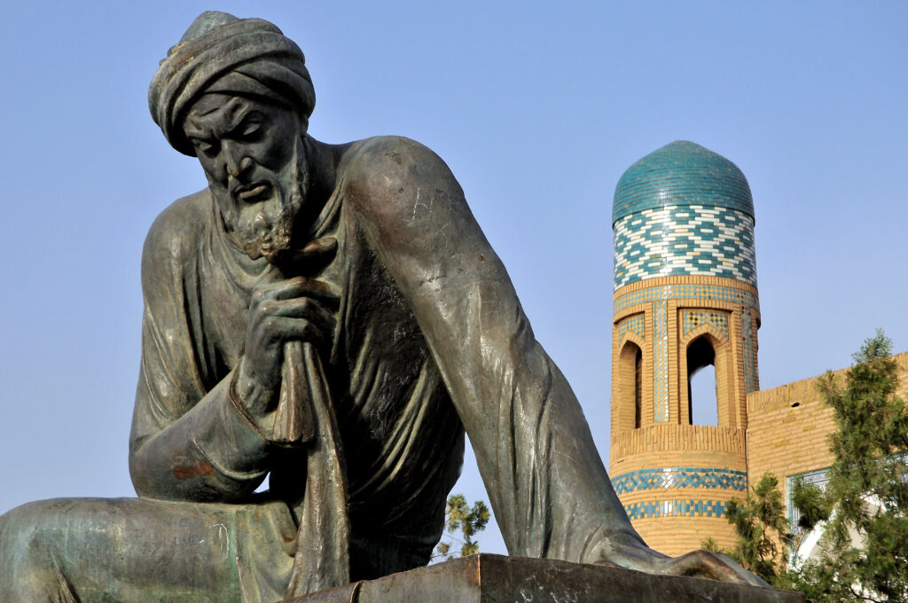 Statue d'Al-Khwârizmî