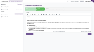 Capture d'écran de Framapétitions. Le contenu principal est un formulaire permettant d'indiquer la description de la pétition. Il est possible de formater le texte grâce à l'éditeur intégré au formulaire. Les boutons "Étape précédente" et "Suivant" suivent le formulaire.